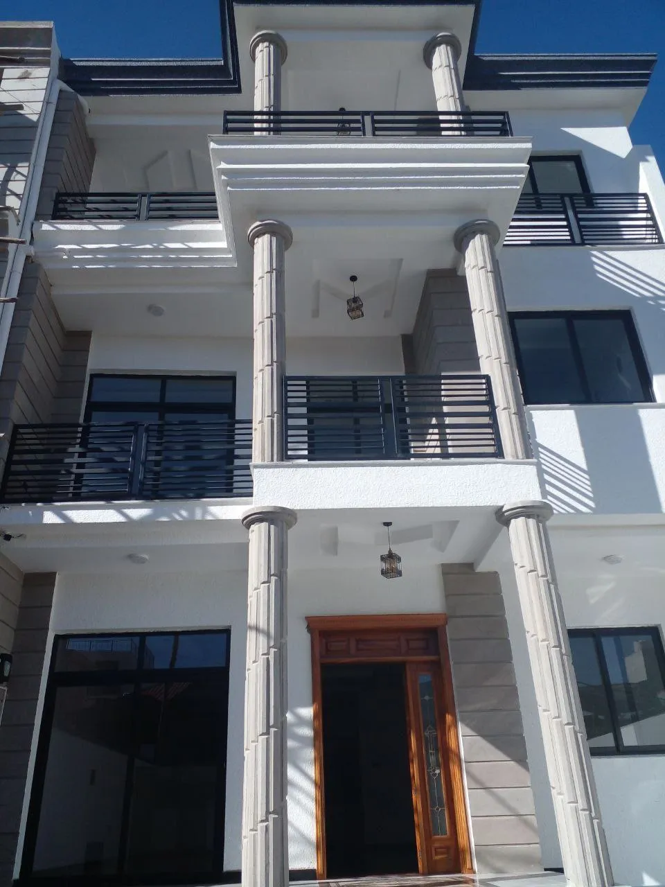 250 sqm House in Ayat Compound – photo 9