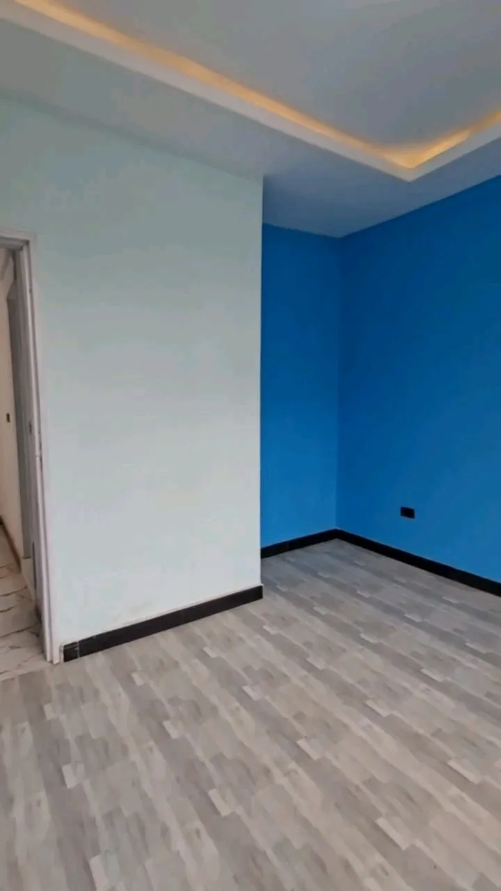 Modern 3 Bedroom Condo Ayat 49 – photo 5