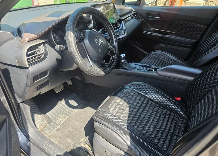 Toyota C-HR 2020 Automatic – photo 4