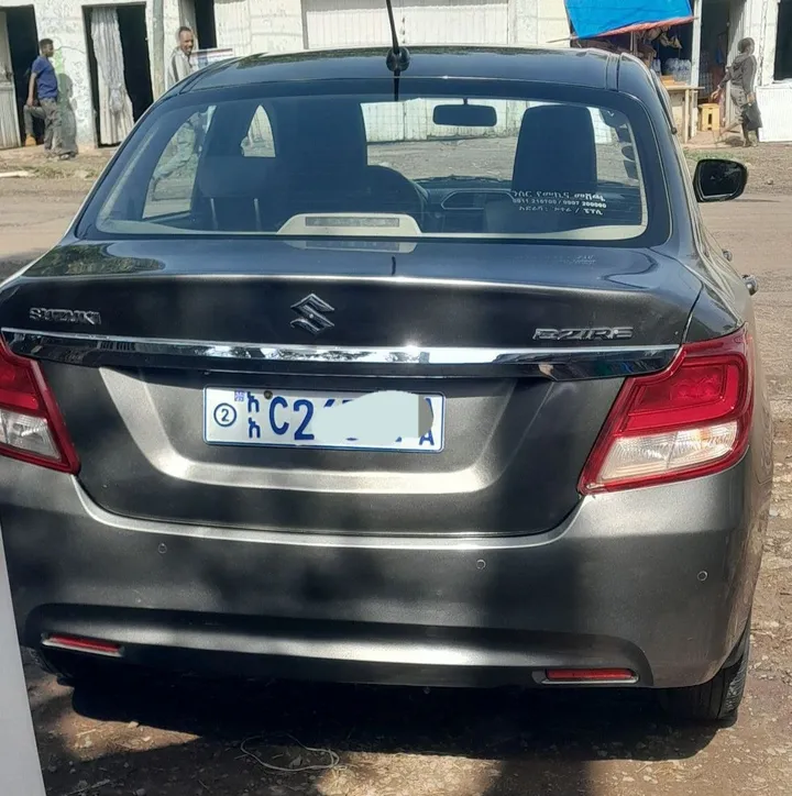 Suzuki Dzire 2022 Automatic – photo 3