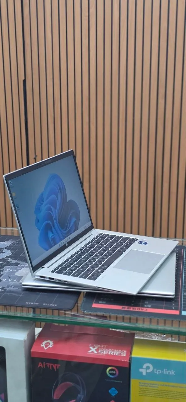 HP EliteBook 840 G9 i7 Laptop – photo 3