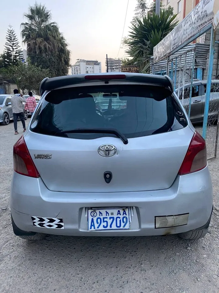Toyota Yaris 2007 Automatic – photo 5