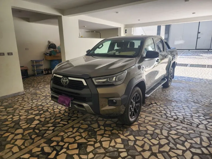 Toyota Hilux Invincible 2023 – photo 5