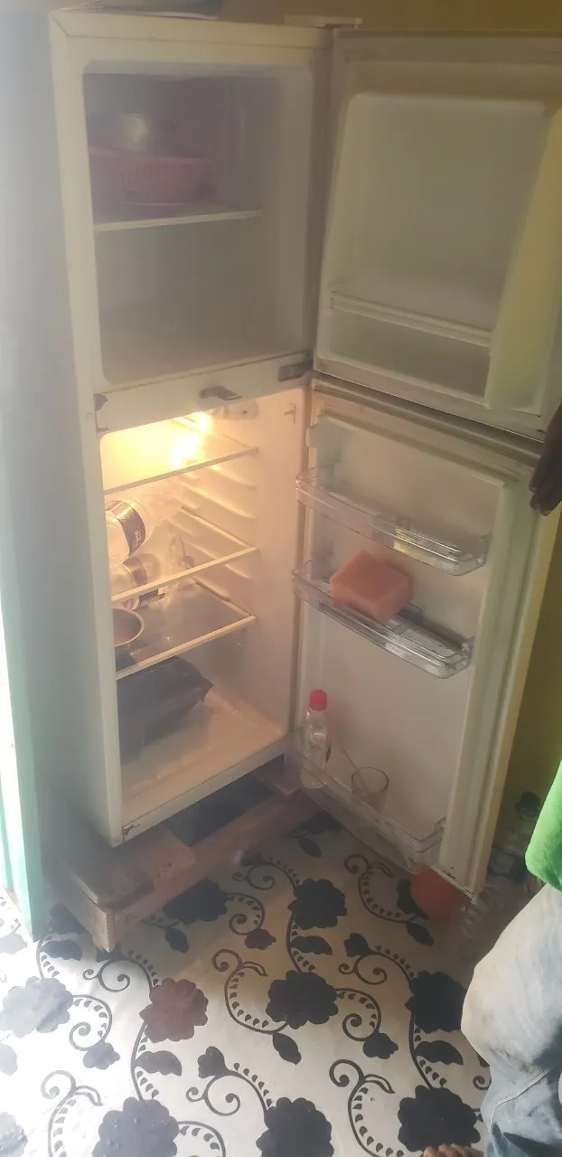 Africa Star 180L Home Refrigerator – photo 4