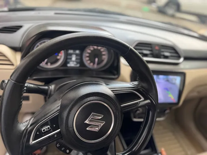 Suzuki Dzire 2022 Automatic – photo 7