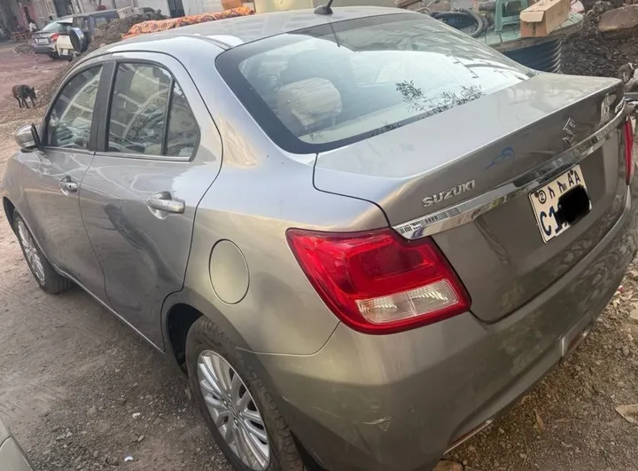 Suzuki Dzire 2023 Automatic – photo 3
