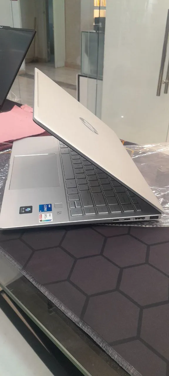 HP Pavilion 14 Plus i5 Laptop – photo 4