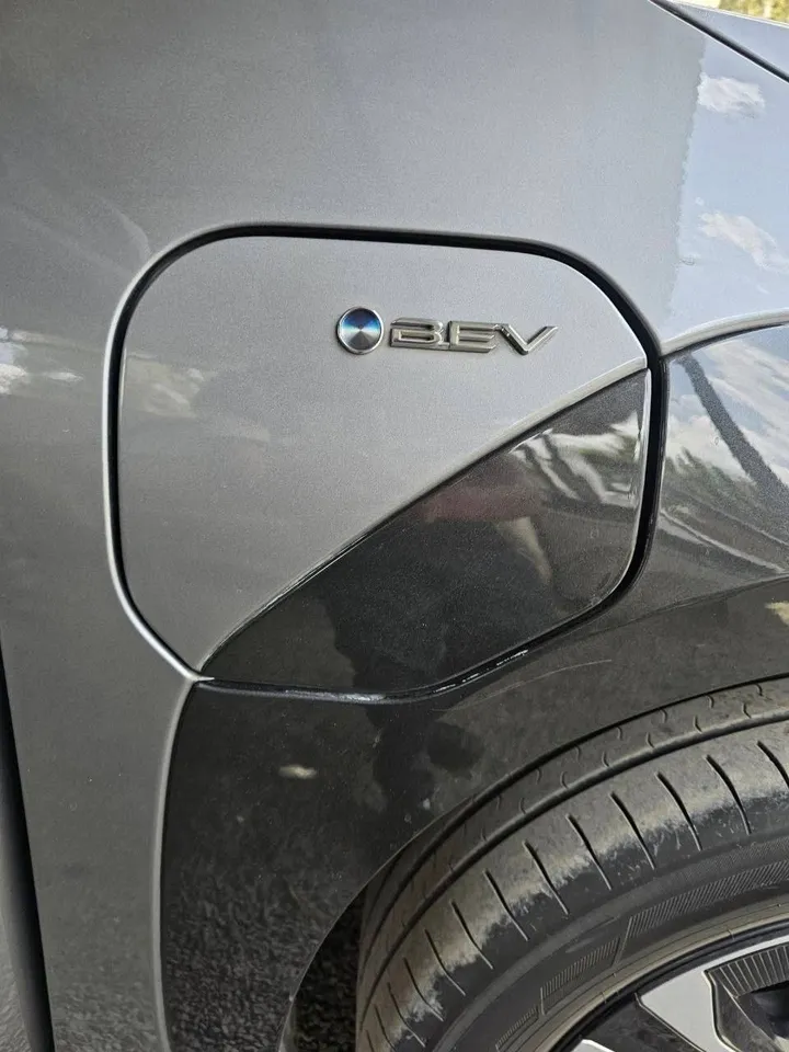 Toyota BZ4X EV 2WD Ultra – photo 4
