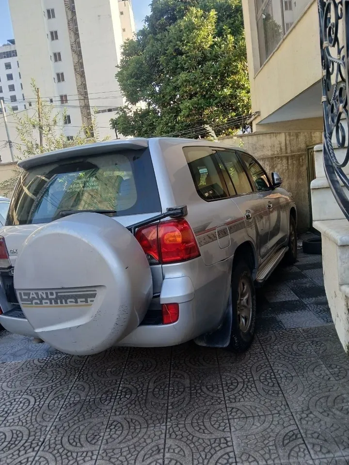Toyota Landcruiser GX 2012 Manual – photo 3