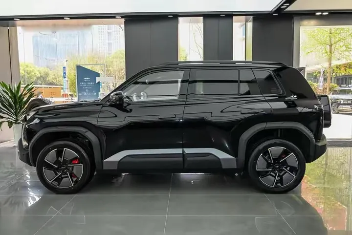 2025 BYD Fang Cheng Bao Tai 3 SUV – photo 3