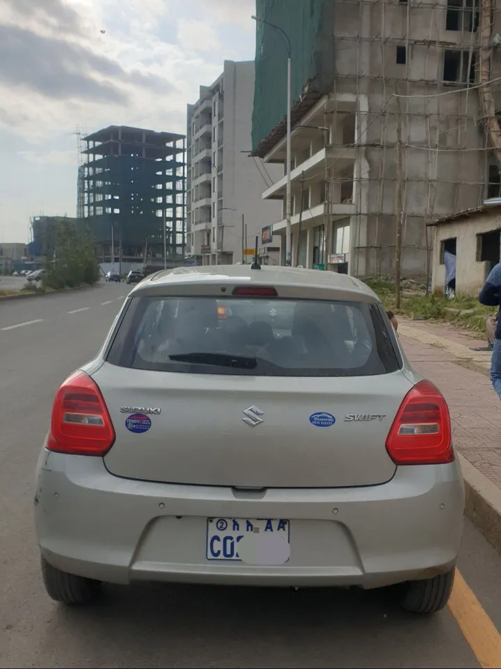 Suzuki Swift 2021 Automatic 1.2L – photo 8