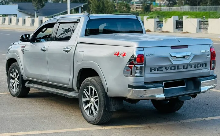 Toyota Revo Double Cab 2017 – photo 9