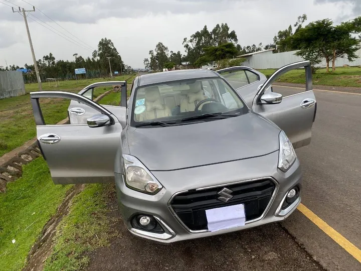 Suzuki Dzire 2021 Automatic 1.2L – photo 4