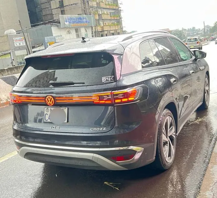Volkswagen ID6 Crozz Pro 2022 – photo 3