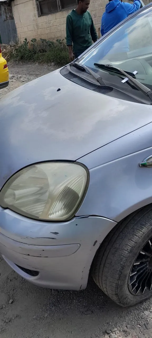 Toyota Vitz Automatic – photo 3