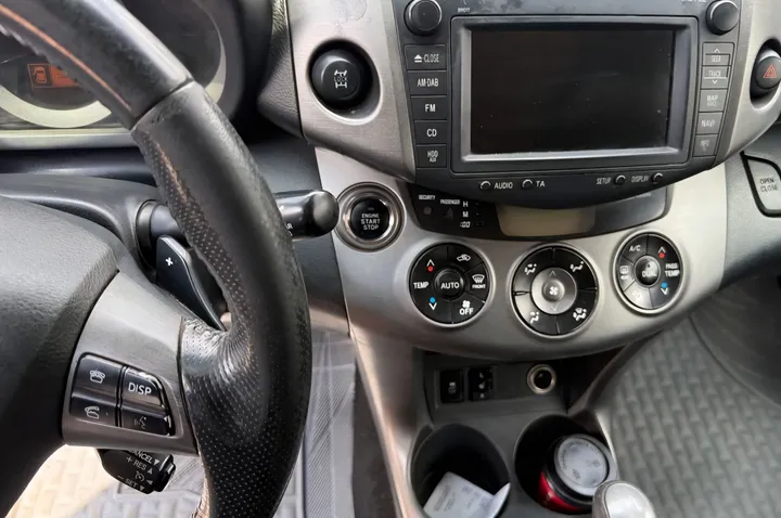 Toyota Rav4 2011 Automatic Full-Option – photo 3