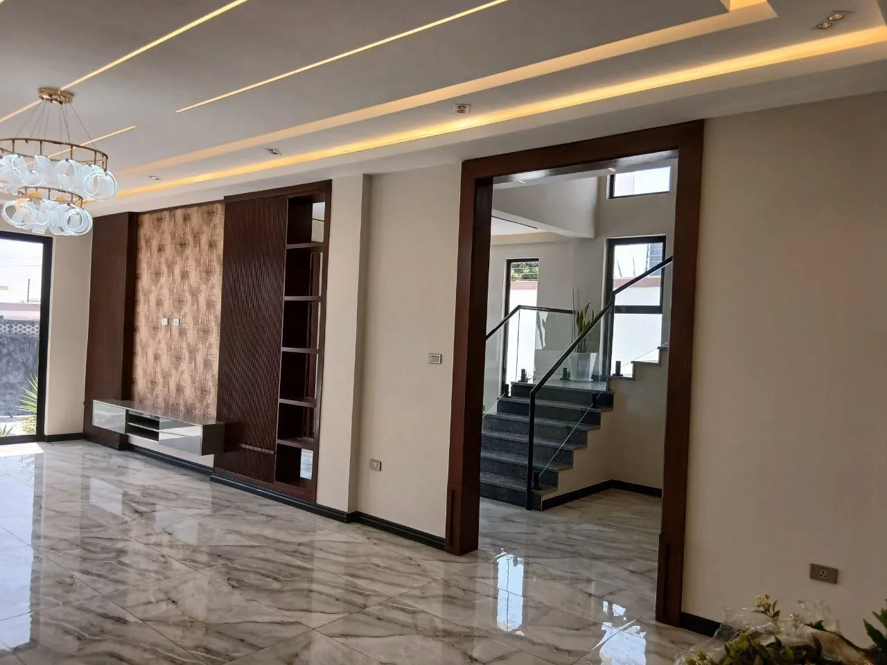 Modern G+2 Residential House 300sqm – photo 3