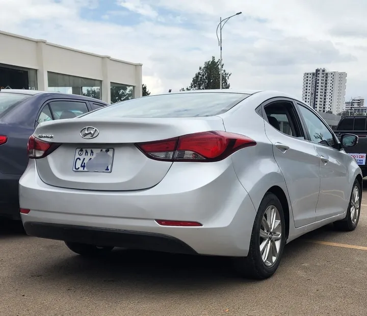 Hyundai Elantra 2015 Automatic – photo 7