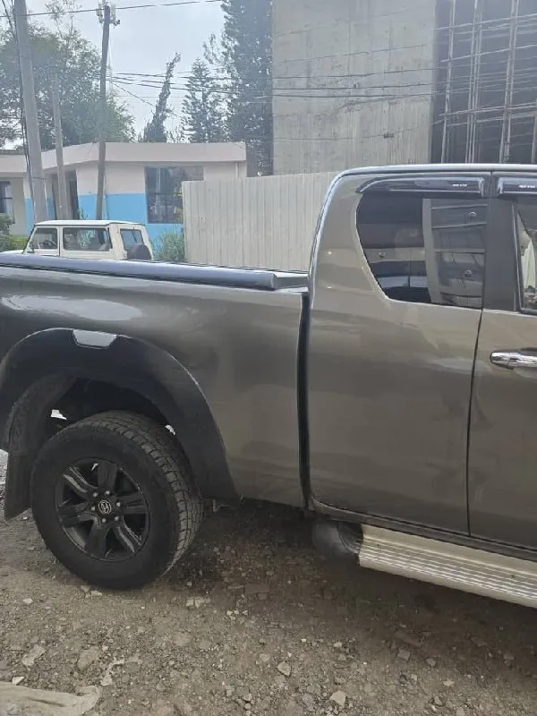 Toyota Invincible Extra-Cab 2021 – photo 4