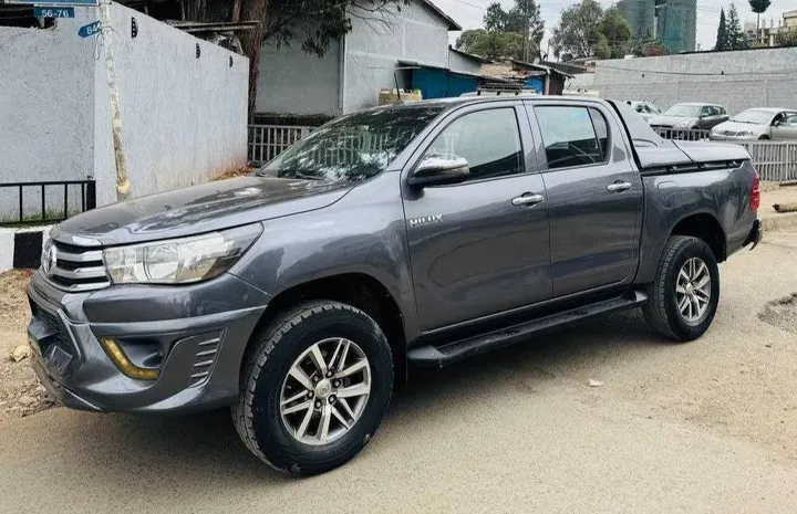 Toyota Revo Double Cab 2018 – photo 5