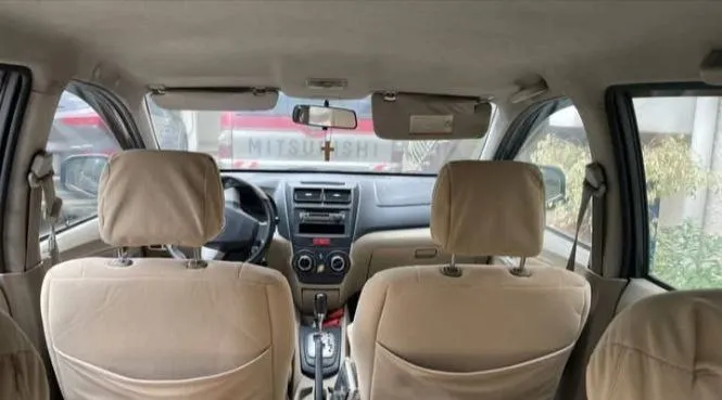 Toyota Avanza 2013 Automatic – photo 3