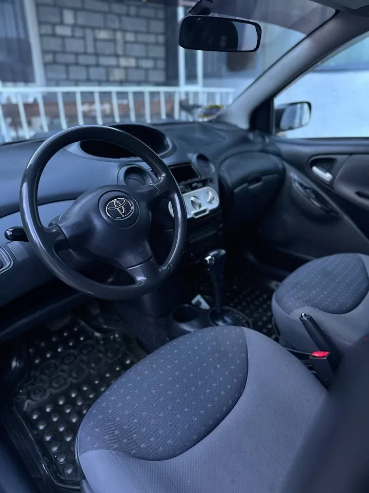 Toyota Vitz 2004 Automatic – photo 5
