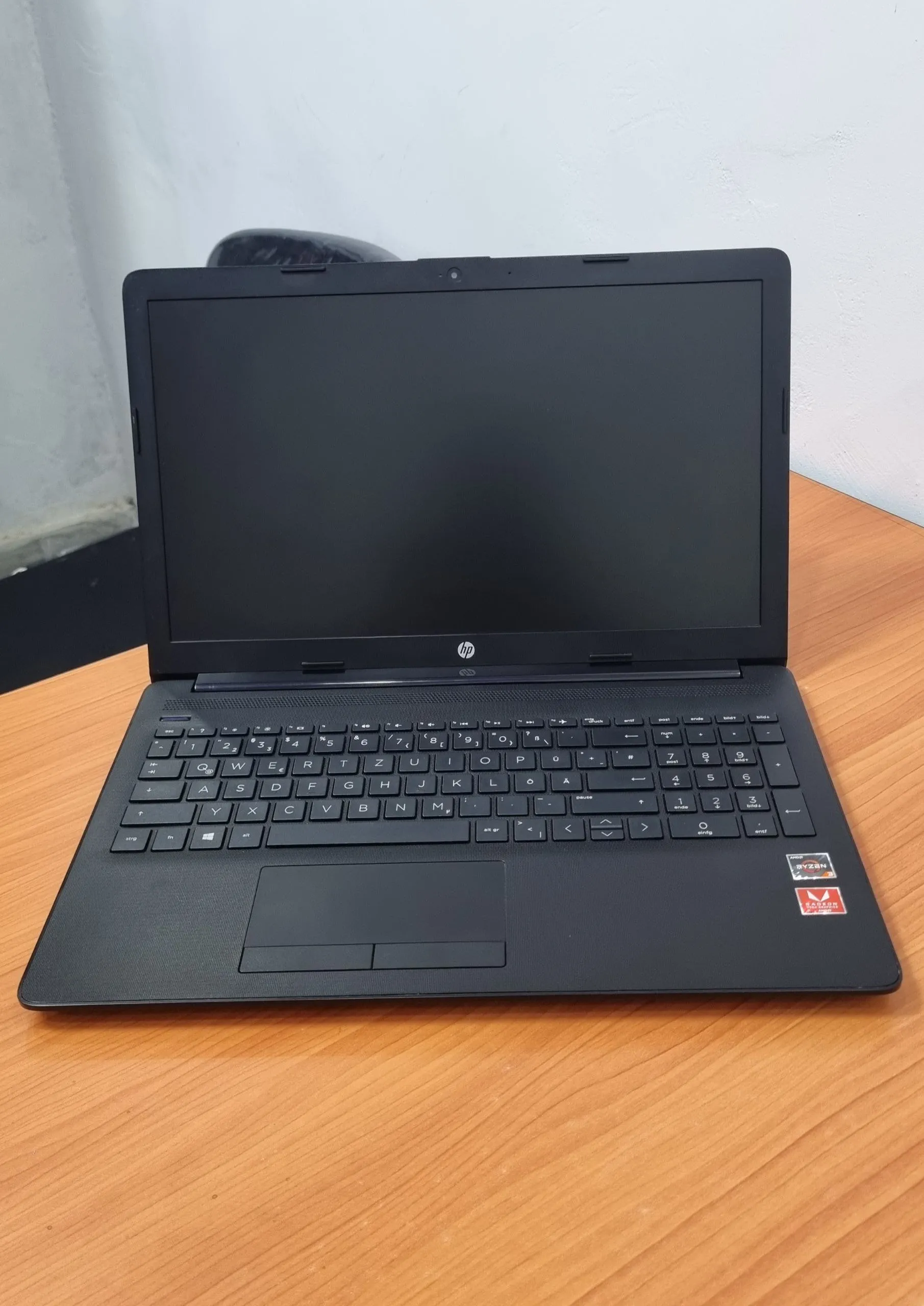HP Notebook Laptop Ryzen 3 8GB – photo 4