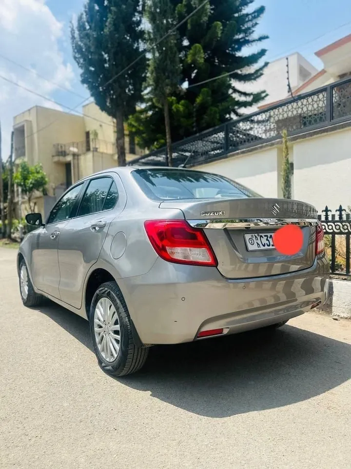 Suzuki Dzire 2022 Automatic – photo 7