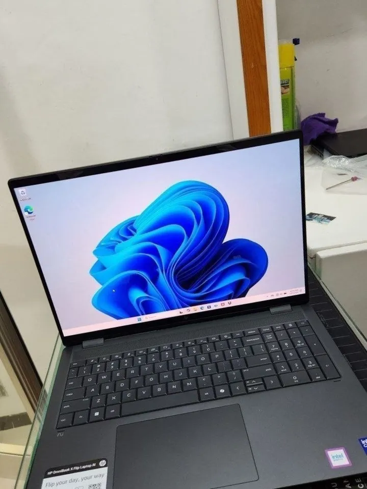 HP OmniBook X Flip 16 – photo 4