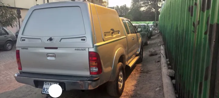 Toyota D4D Hilux 2008 Manual – photo 4