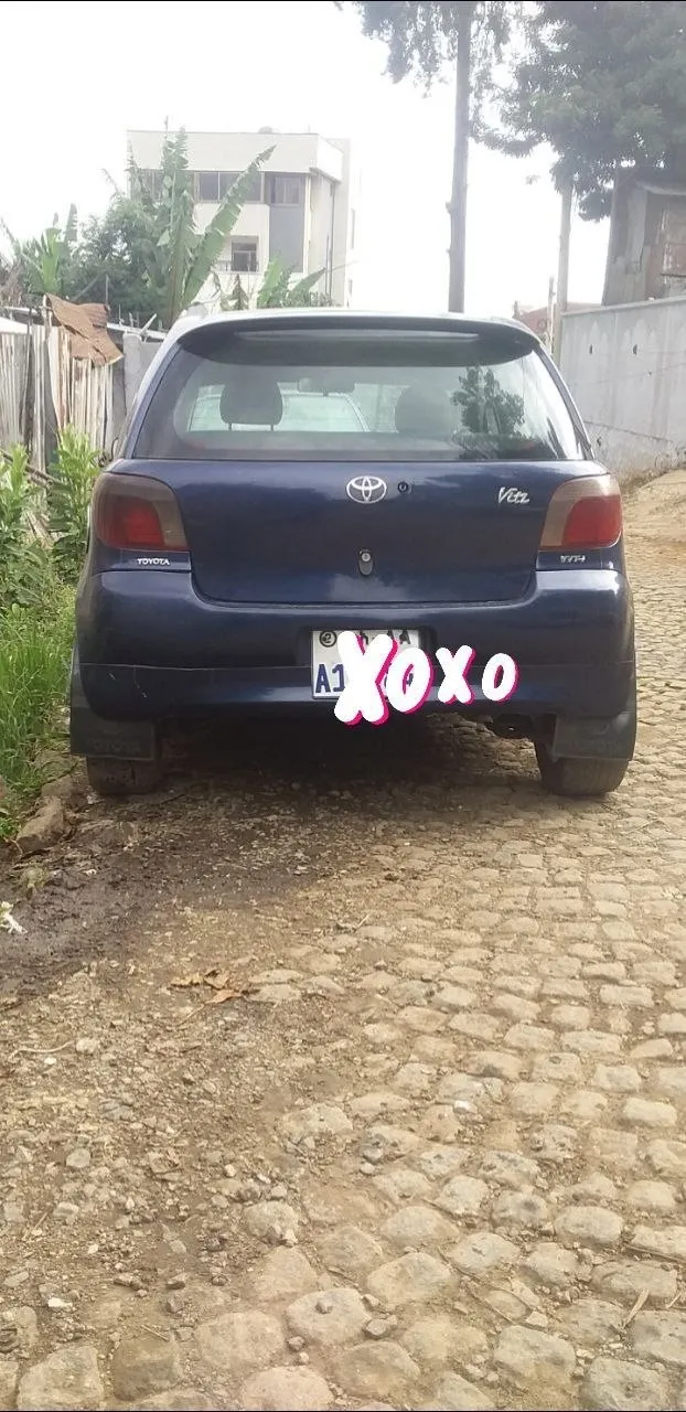 2001 Toyota Vitz Automatic – photo 3