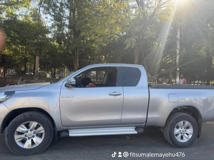 Toyota Hilux Revo Double Cab 2019 – photo 3