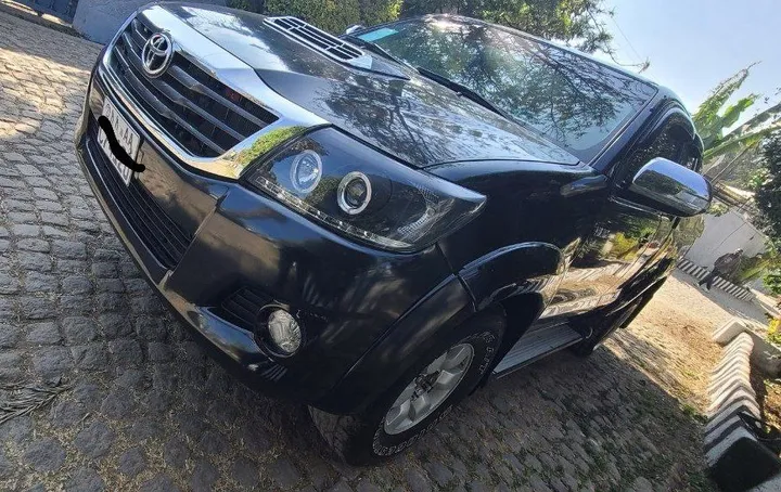 Toyota Hilux 2008 Diesel Pickup – photo 5