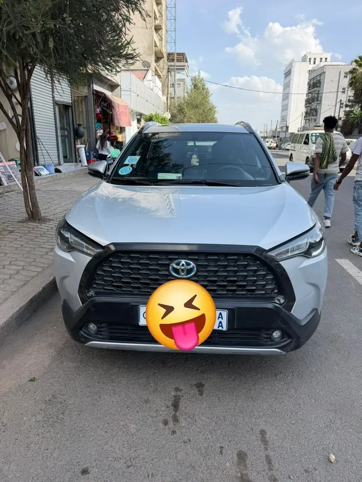 2023 Toyota Corolla Cross Hybrid – photo 5