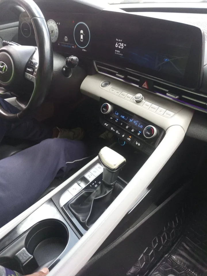Hyundai Avante 2021 Automatic – photo 4