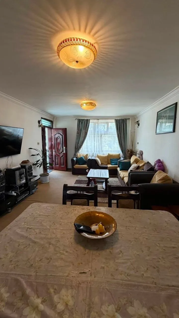 3-Bedroom Summit Condominium 106sqm – photo 3