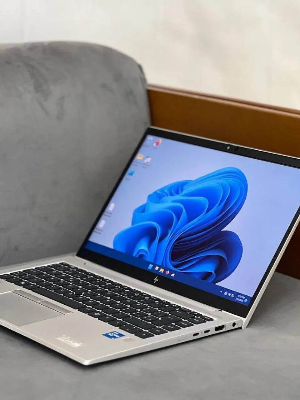 HP EliteBook 840 G8 – photo 4