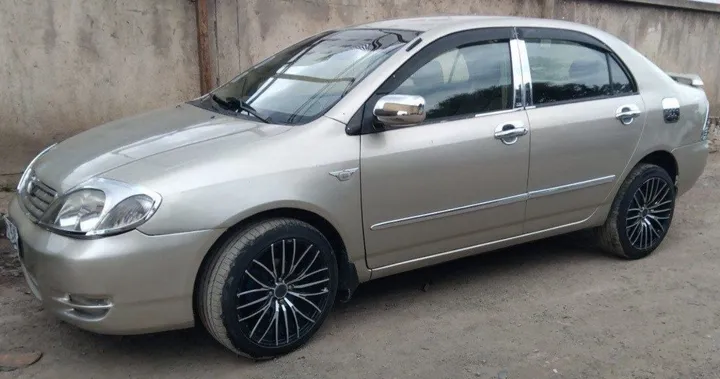 Toyota Corolla 2004 Automatic – photo 5