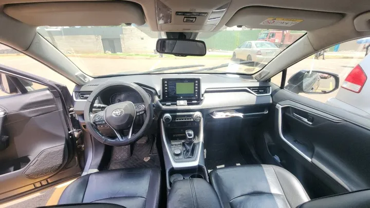 Toyota RAV4 2019 Automatic 2.0L – photo 3