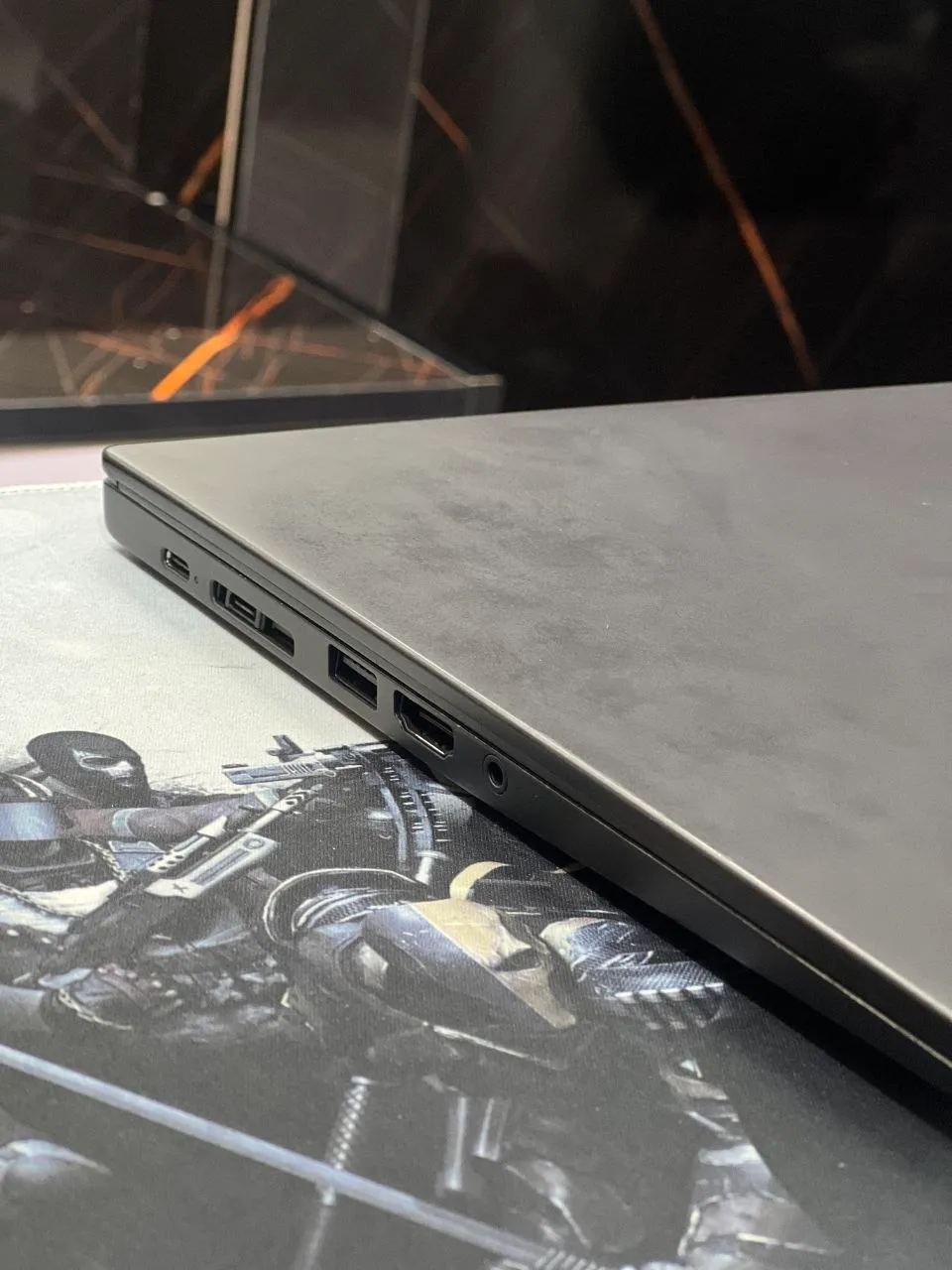 Lenovo ThinkPad T14s Gen 1 – photo 4