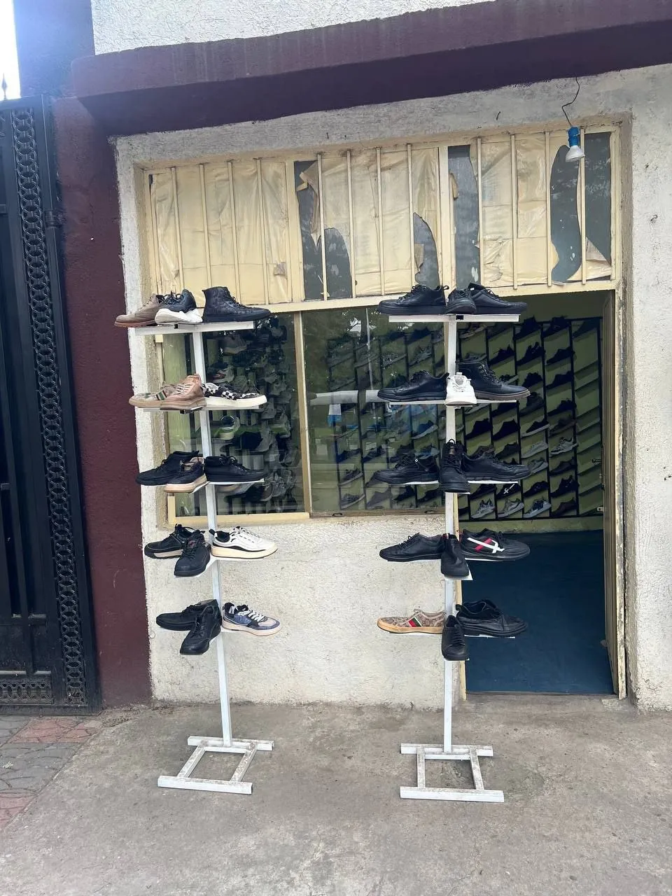 Complete Men's Shoe Shop Stock – photo 4