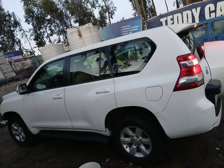 Toyota LandCruiser Prado 2014 – photo 3