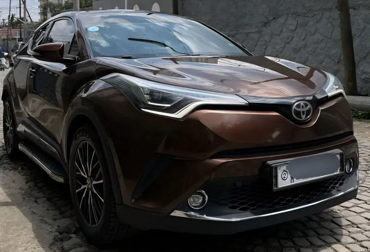 Toyota C-HR 1.2T AWD 2017 – photo 3