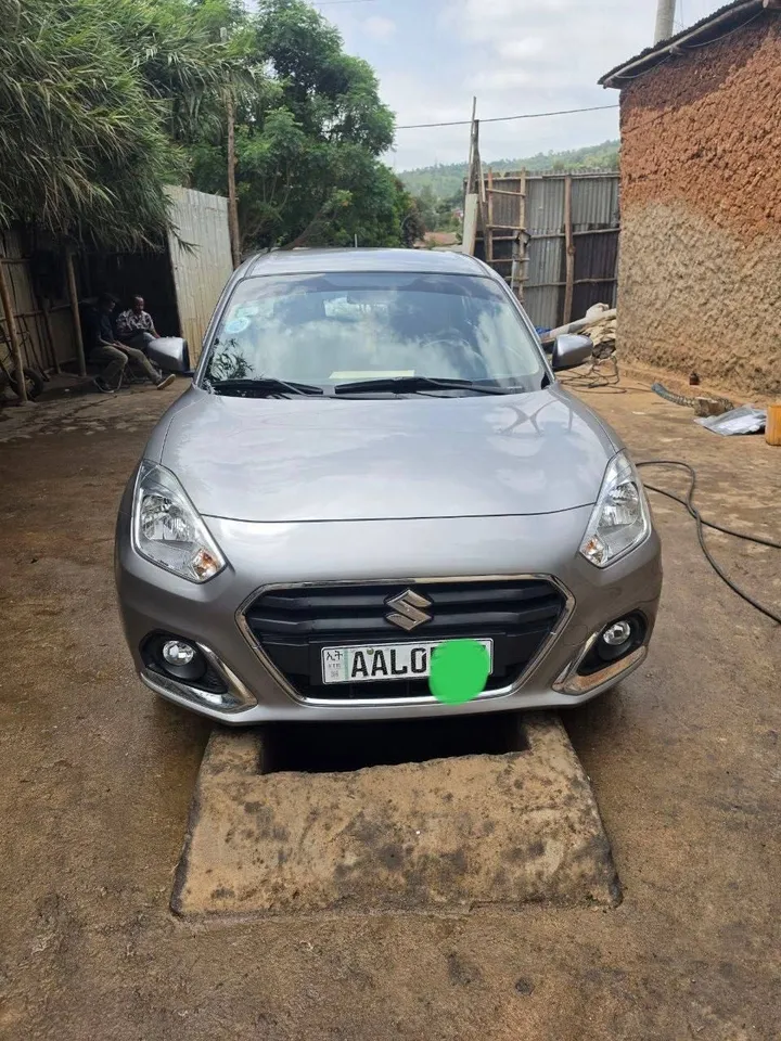 Suzuki Dzire 2022 Automatic – photo 4