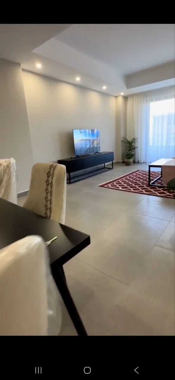 Modern 4 Bedroom Apartment in Ayat – photo 4