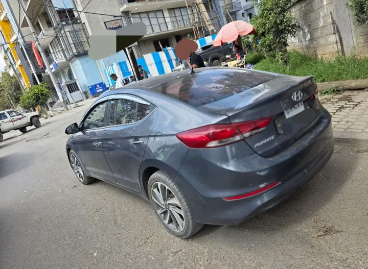 Hyundai Avante 2017 Automatic – photo 3