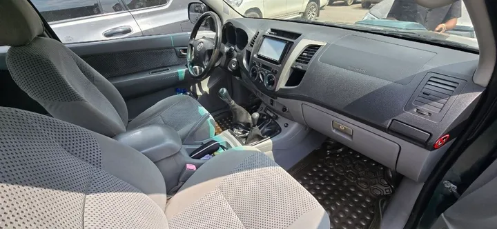 Toyota Hilux Pickup 2007 Automatic – photo 5