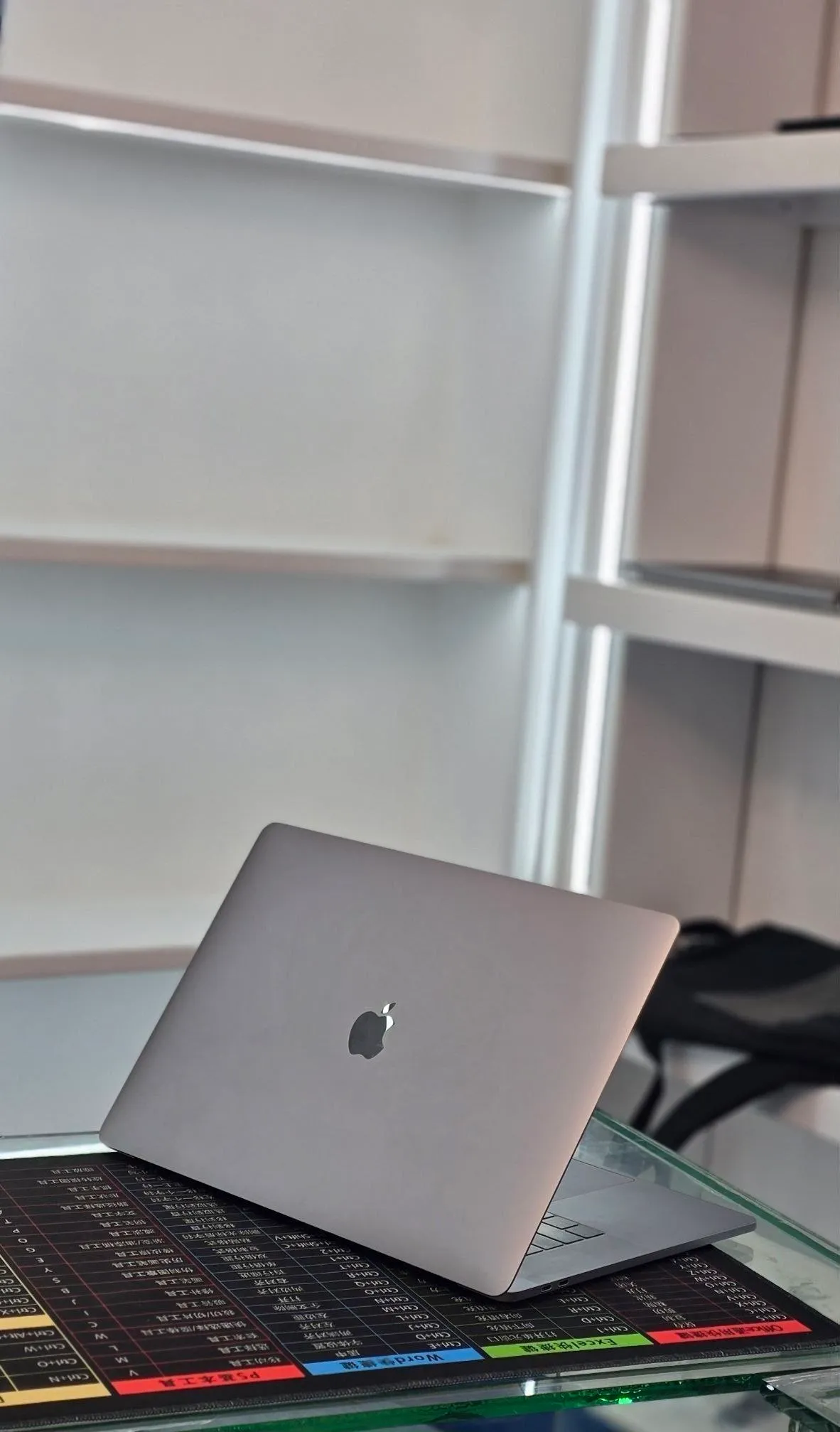 Apple MacBook Pro 15-inch 2018 – photo 3