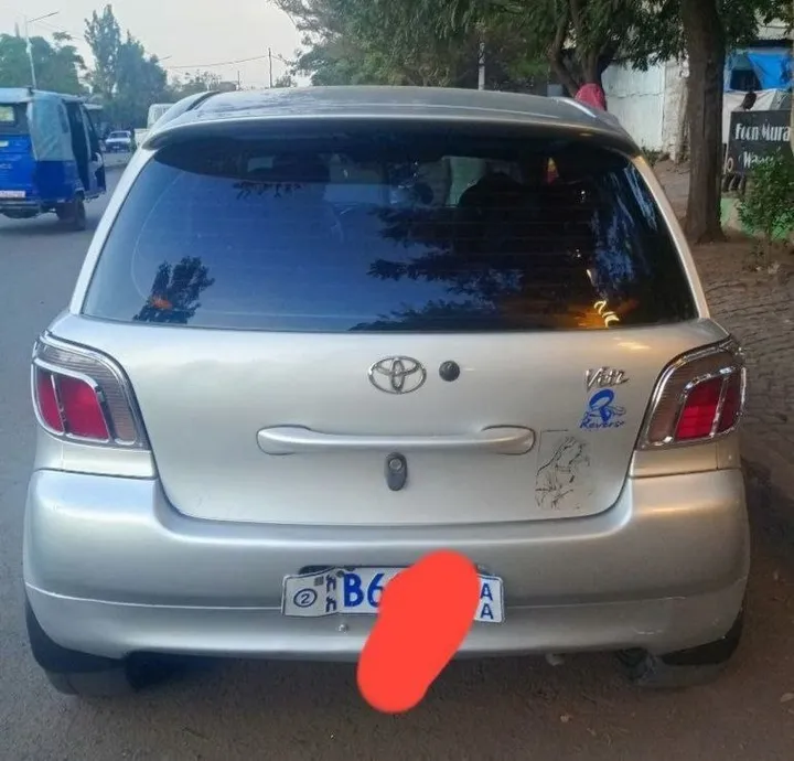 Toyota Vitz Automatic – photo 4