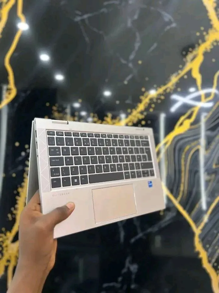 HP EliteBook x360 830 G8 – photo 5